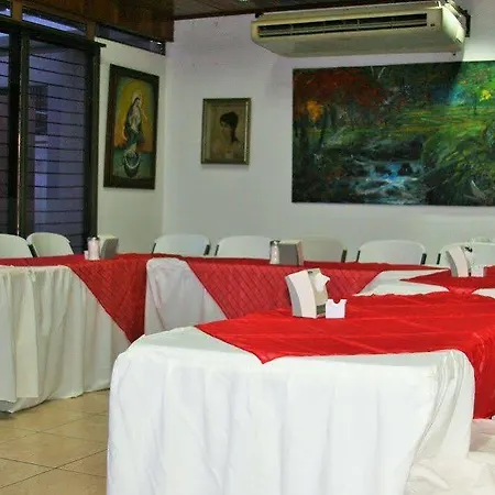 Giuseppe Verdi 3* カターニア